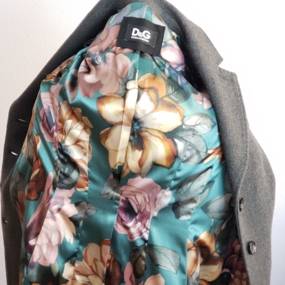 Dolce & Gabbana Wool Grey button down Coat size 38 - Picture 7 of 11